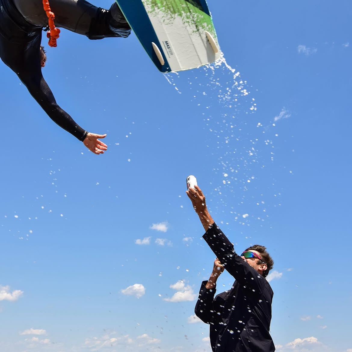 Private kitesurfing lesson in Miami on the sandbars of Biscayne Bay